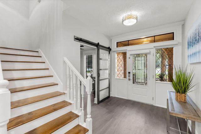 122 E Placid Hill Circle, The Woodlands, TX 77381