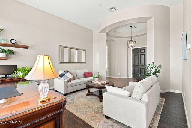 41702 N SIGNAL HILL Court, Phoenix, AZ 85086