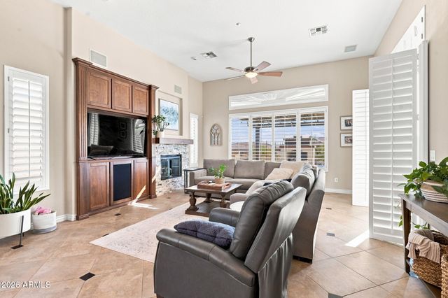 41702 N SIGNAL HILL Court, Phoenix, AZ 85086