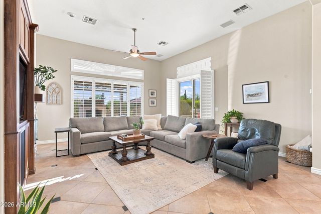 41702 N SIGNAL HILL Court, Phoenix, AZ 85086