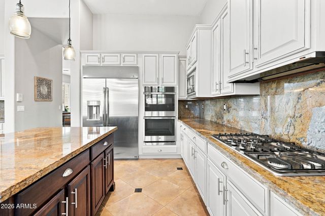 41702 N SIGNAL HILL Court, Phoenix, AZ 85086
