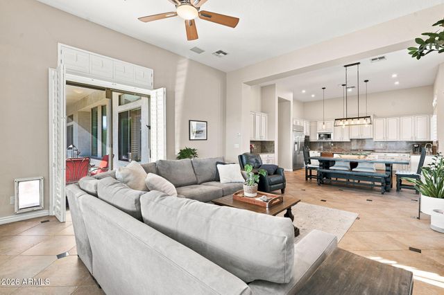 41702 N SIGNAL HILL Court, Phoenix, AZ 85086