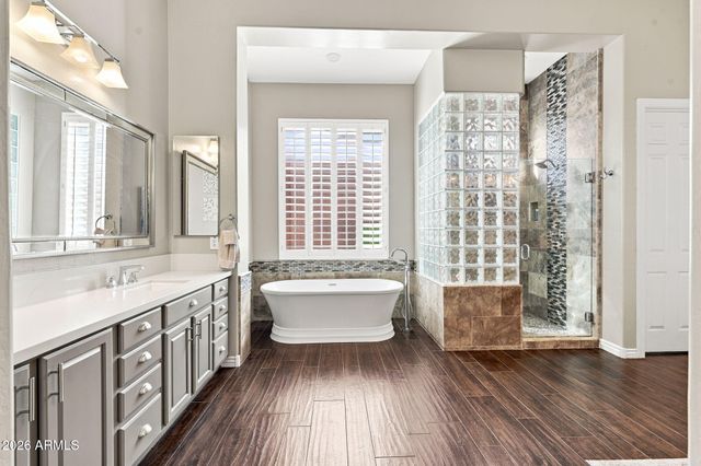 41702 N SIGNAL HILL Court, Phoenix, AZ 85086