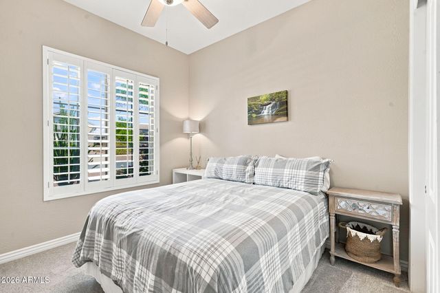 41702 N SIGNAL HILL Court, Phoenix, AZ 85086
