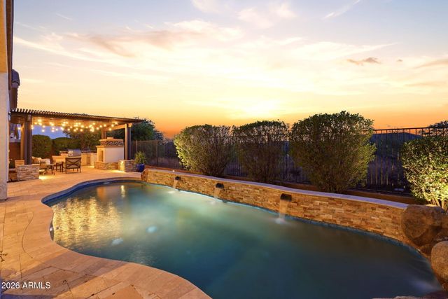 41702 N SIGNAL HILL Court, Phoenix, AZ 85086