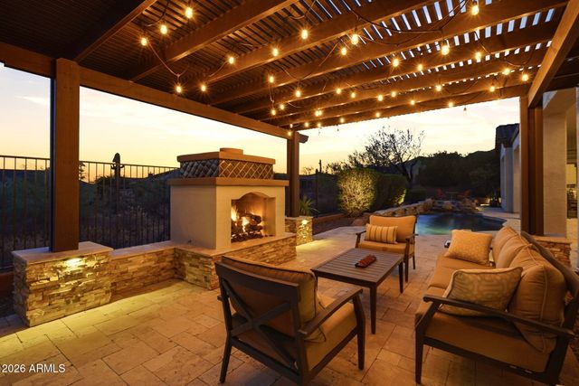41702 N SIGNAL HILL Court, Phoenix, AZ 85086