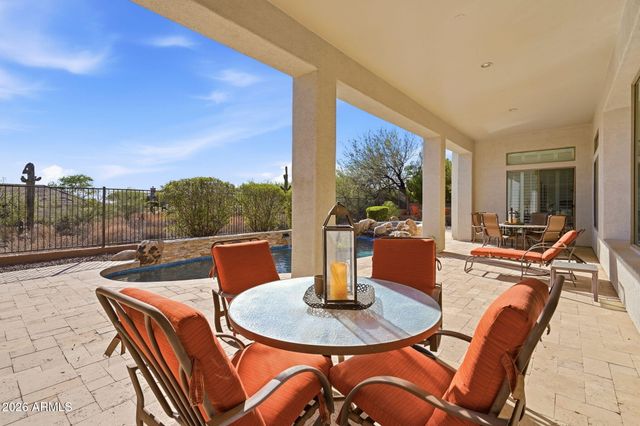 41702 N SIGNAL HILL Court, Phoenix, AZ 85086