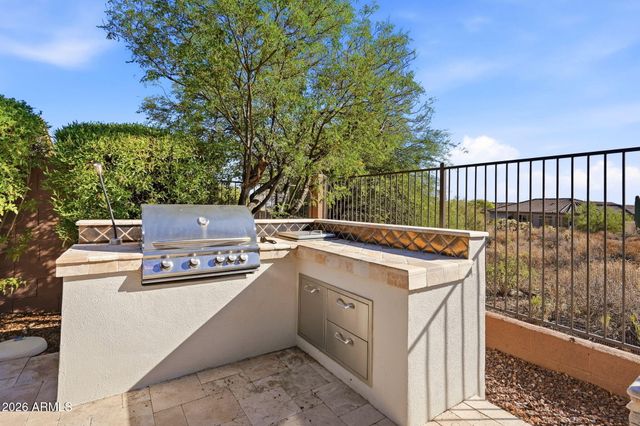 41702 N SIGNAL HILL Court, Phoenix, AZ 85086