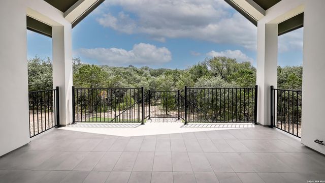 1112 ELM FOREST DR, New Braunfels, TX 78132