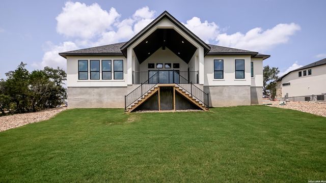 1112 ELM FOREST DR, New Braunfels, TX 78132