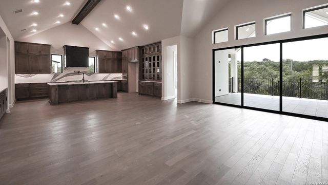1112 ELM FOREST DR, New Braunfels, TX 78132