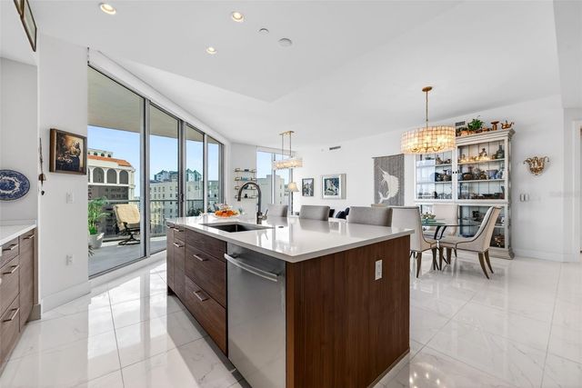 111 S PINEAPPLE AVENUE 806, Sarasota, FL 34236