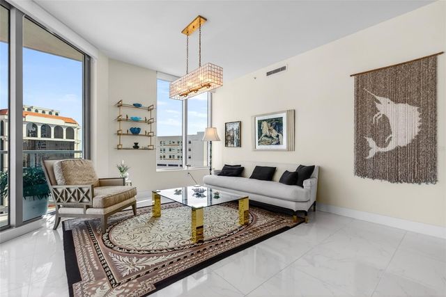 111 S PINEAPPLE AVENUE 806, Sarasota, FL 34236