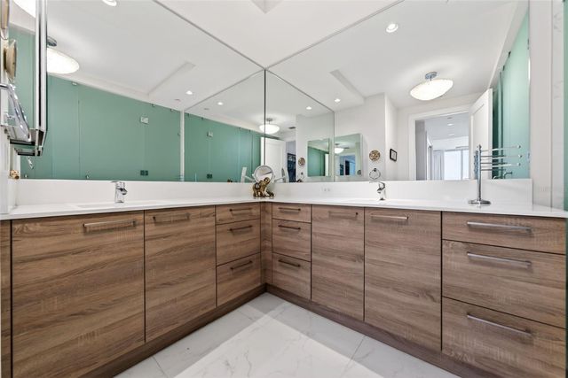 111 S PINEAPPLE AVENUE 806, Sarasota, FL 34236