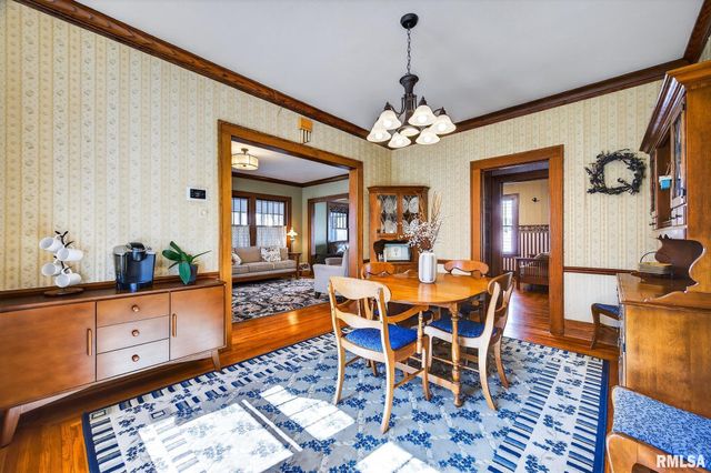 605 N MAIN Street, Washington, IL 61571
