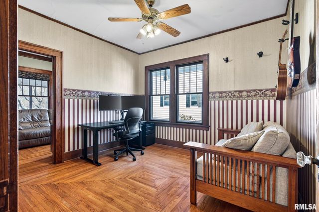 605 N MAIN Street, Washington, IL 61571
