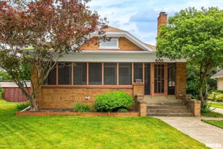 605 N MAIN Street, Washington, IL 61571