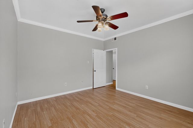 2835 Keller Springs Road 1103, Carrollton, TX 75006