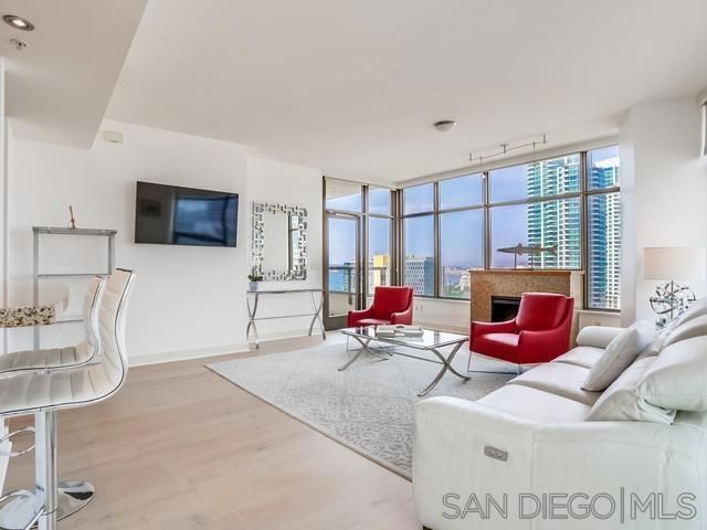 700 W E St 1504, San Diego, CA 92101