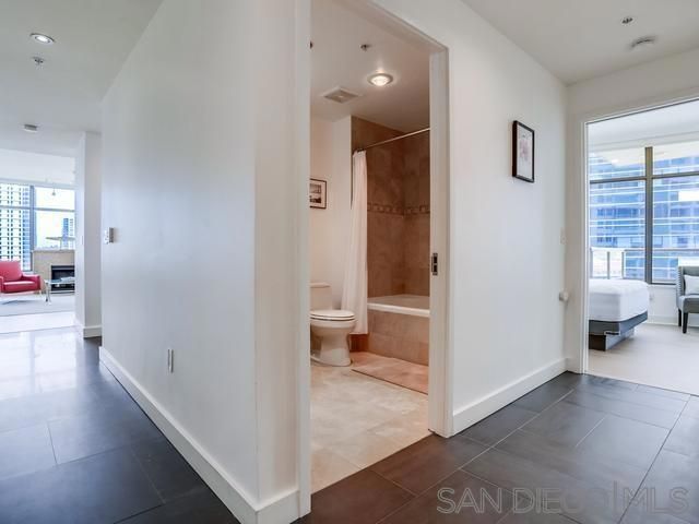 700 W E St 1504, San Diego, CA 92101