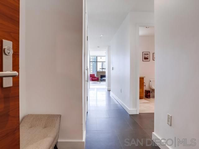 700 W E St 1504, San Diego, CA 92101