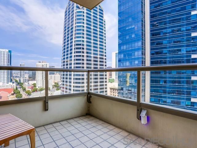 700 W E St 1504, San Diego, CA 92101