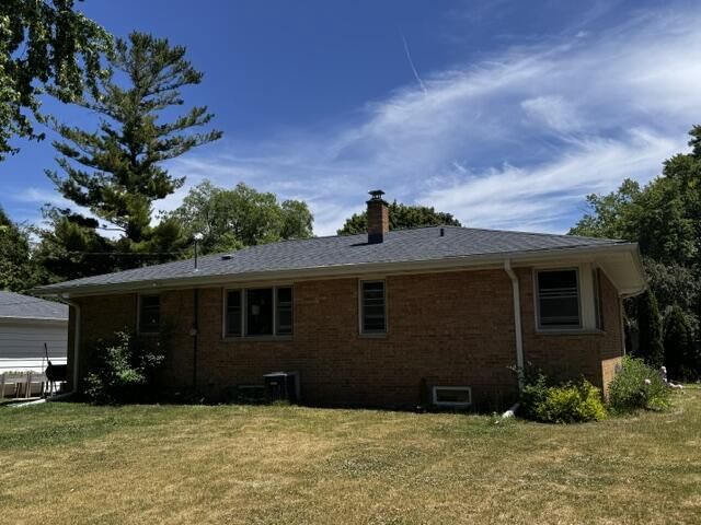 6205 N Garden Grove LANE, Glendale, WI 53209