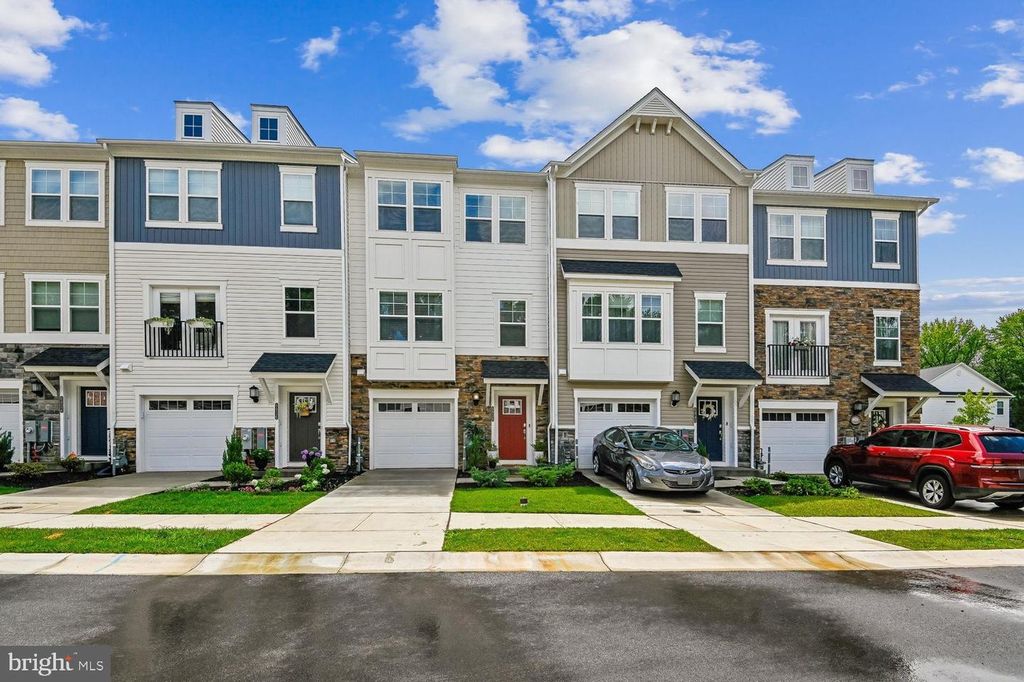 6838 WINTERHILL LN, Glen Burnie, MD 21060