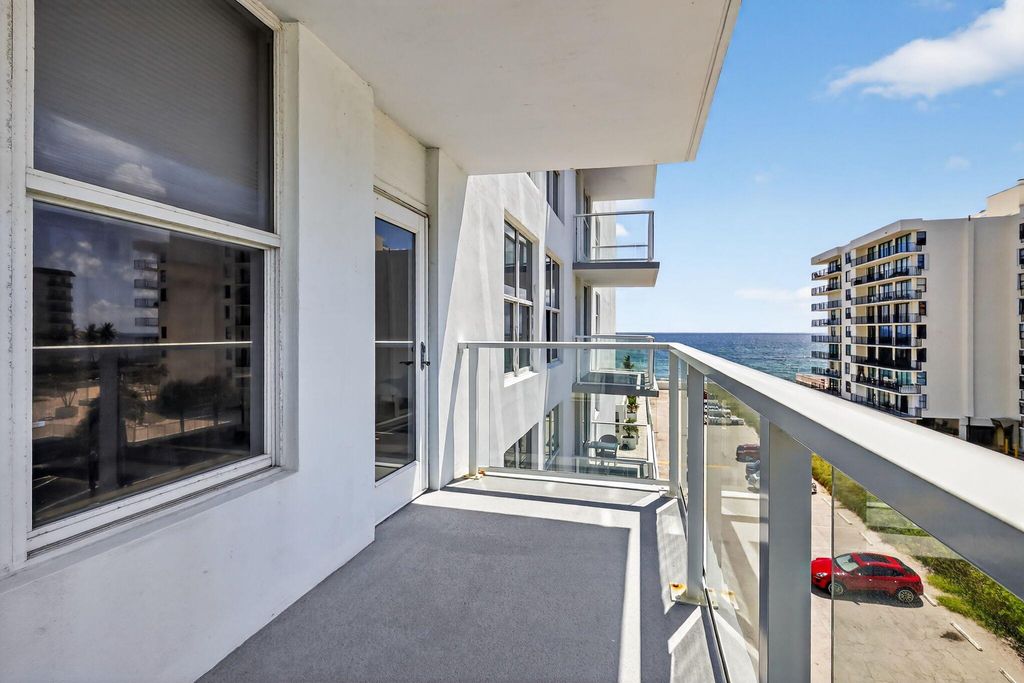 Image 18 of property listing at 3450 S Ocean Boulevard 4190, Palm Beach, FL 33480