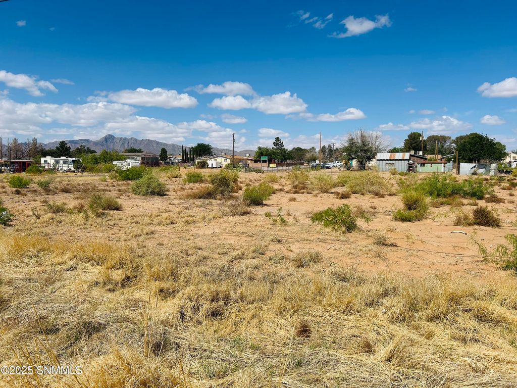 418 McCombs Road, Chaparral, NM 88081