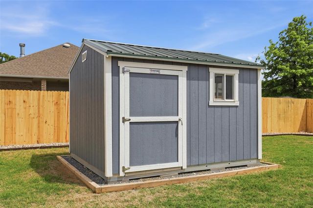 9012 Lolly Lane, Oklahoma City, OK 73160