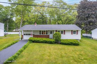 3 N Jordan Drive, Saratoga Springs, NY 12866