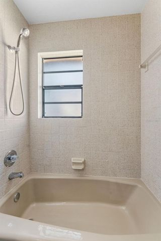 10730 DRUMMOND ROAD, Tampa, FL 33615