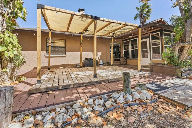 10730 DRUMMOND ROAD, Tampa, FL 33615