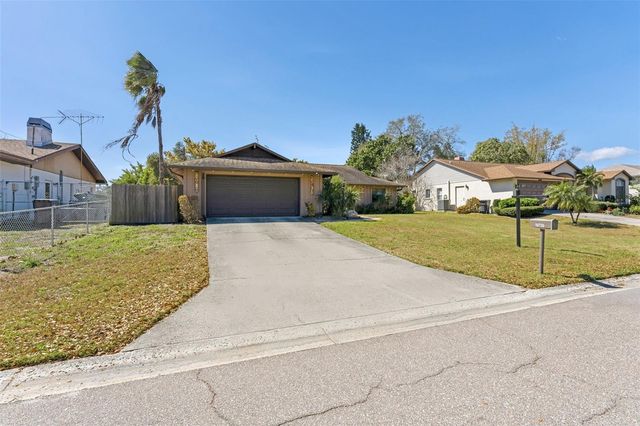 10730 DRUMMOND ROAD, Tampa, FL 33615