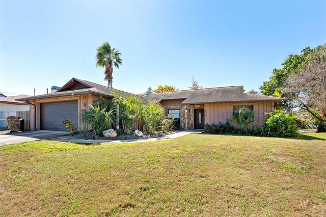 10730 DRUMMOND ROAD, Tampa, FL 33615