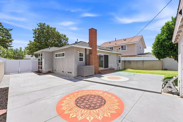 5809 E Scrivener Street, Long Beach, CA 90808