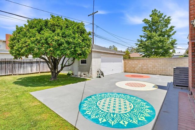 5809 E Scrivener Street, Long Beach, CA 90808