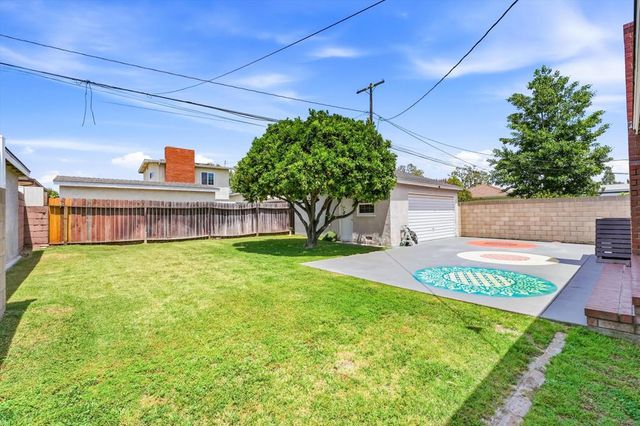 5809 E Scrivener Street, Long Beach, CA 90808