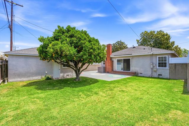 5809 E Scrivener Street, Long Beach, CA 90808