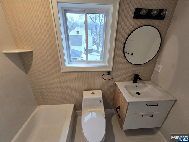 648 9th Street, Carlstadt, NJ 07072