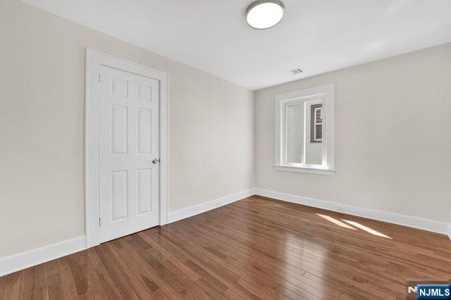 648 9th Street, Carlstadt, NJ 07072