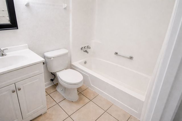 2111 Sheraton Drive, Carrollton, TX 75002