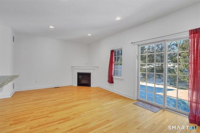 95 Gianna Drive 95, Manchester, CT 06042