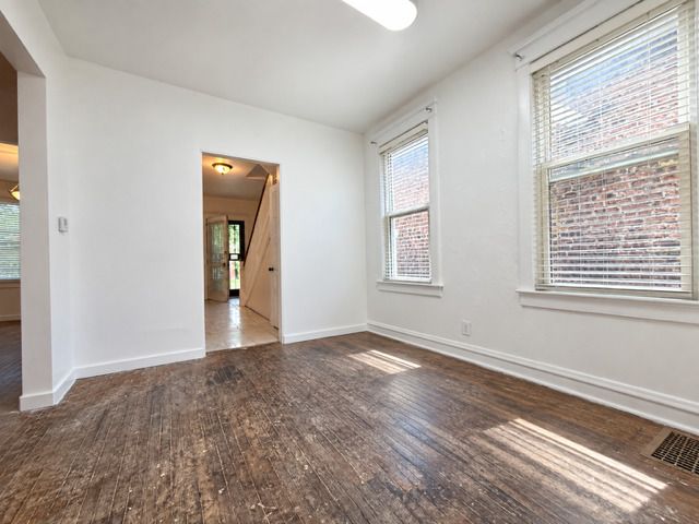 7015 S WABASH Avenue, Chicago, IL 60637