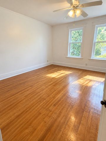 7015 S WABASH Avenue, Chicago, IL 60637