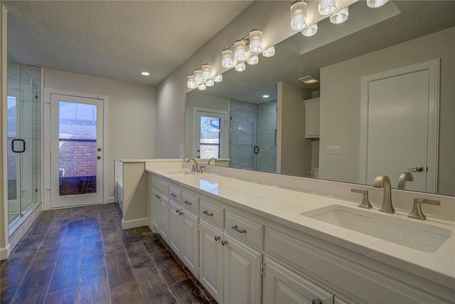 1899 Saddleback Boulevard 21, Norman, OK 73072