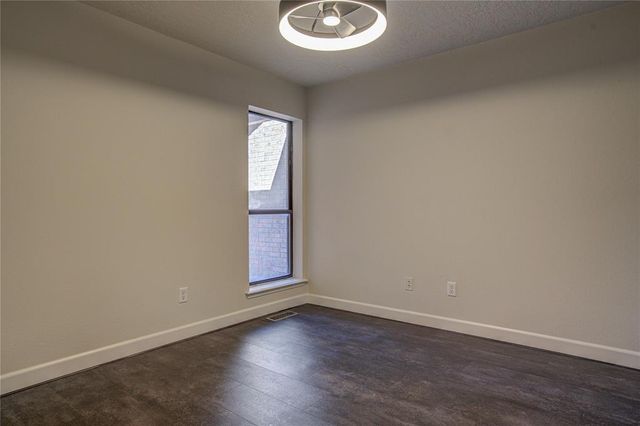 1899 Saddleback Boulevard 21, Norman, OK 73072