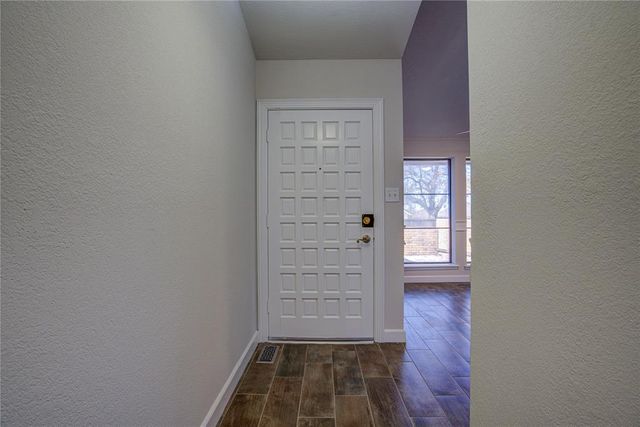 1899 Saddleback Boulevard 21, Norman, OK 73072