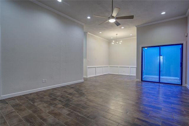 1899 Saddleback Boulevard 21, Norman, OK 73072